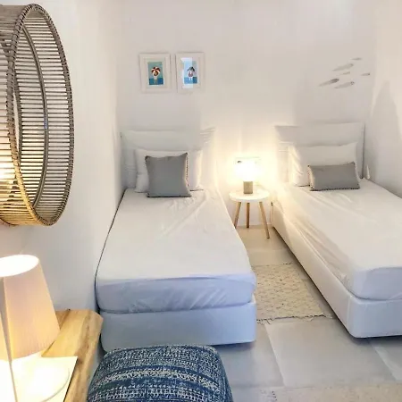 בית נופש Dear John, A Serene Escape Near Elia אנו מרה