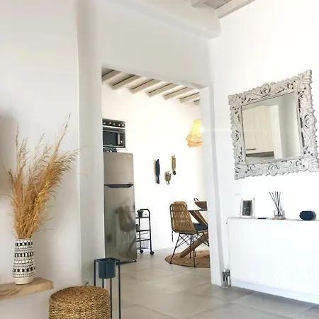 Holiday home Dear John, A Serene Escape Near Elia Ano Mera