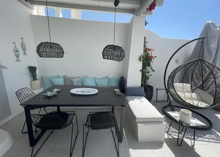 別荘 Dear John, A Serene Escape Near Elia